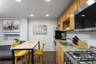 281 Pavonia Ave in Jersey City, NJ - Building Photo - Building Photo