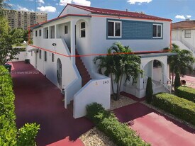 142 NW 43rd Pl in Miami, FL - Building Photo
