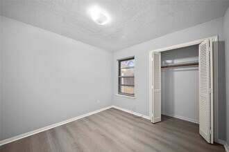 13703 Piping Rock Ln in Houston, TX - Building Photo - Building Photo