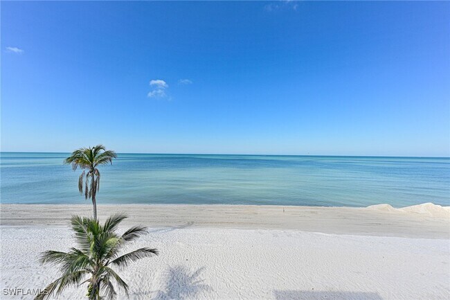 110 Guadeloupe Ln in Bonita Springs, FL - Building Photo - Building Photo