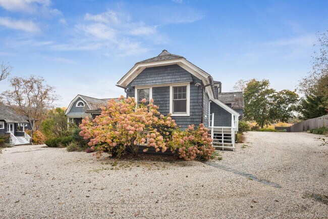 744 Titicus Rd in North Salem, NY - Building Photo - Building Photo