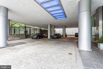 1414 S Penn Square-Unit -8H in Philadelphia, PA - Building Photo - Building Photo