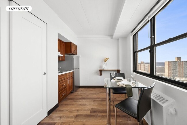 525 Audubon Ave in New York, NY - Building Photo - Building Photo