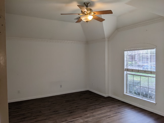 1257 McMahan Dr in Lewisville, TX - Building Photo - Building Photo
