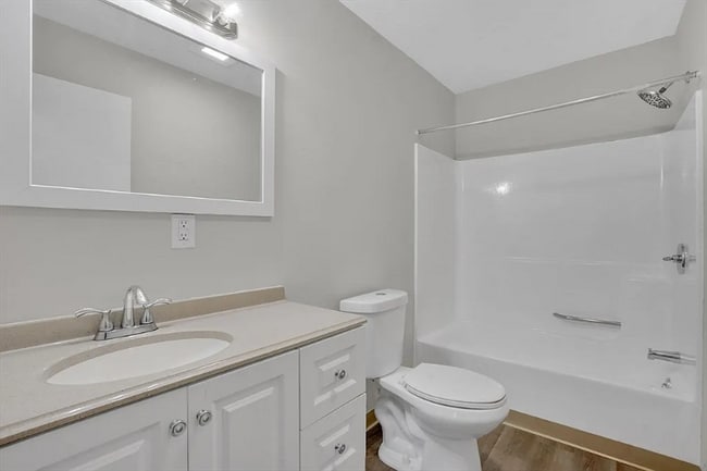 140 Cherry St in Springfield, MA - Building Photo - Building Photo