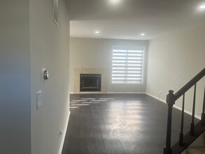 567 W Parkside Dr in Palatine, IL - Building Photo - Building Photo