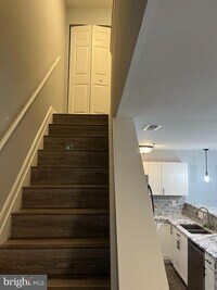 534 McManus Way photo'