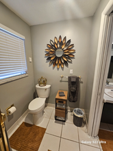 8060 Canterbury Cir in Seminole, FL - Building Photo - Building Photo