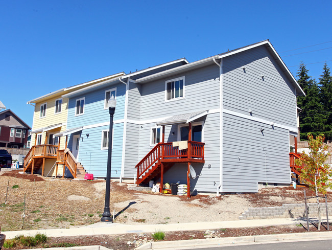 Bay Vista West in Bremerton, WA - Foto de edificio - Building Photo