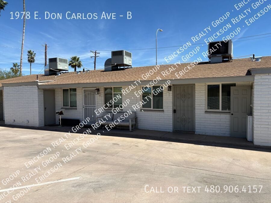 1978 E Don Carlos in Tempe, AZ - Building Photo