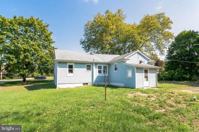 property at 2041 W Main St