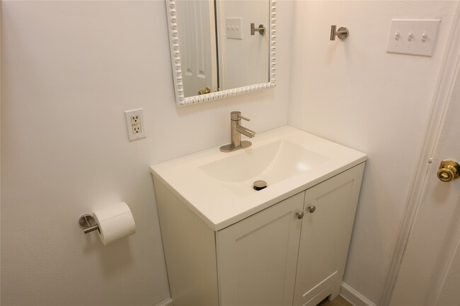 property at 10 Jenkins St