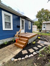 150 W Harry Ave in Hazel Park, MI - Foto de edificio - Building Photo