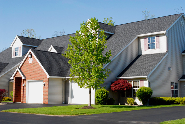 StoneGate Apartment Homes in Williamsville, NY - Building Photo