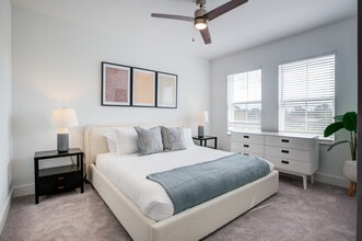 Summerwell Buenaventura Lakes II in Kissimmee, FL - Building Photo - Building Photo