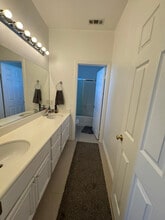 13895 Peach Grove Ln in Corona, CA - Building Photo - Building Photo