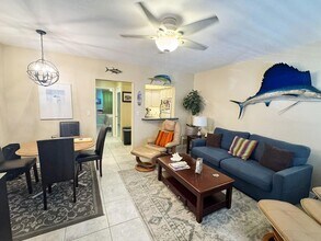 2001 S Ocean Dr, Unit 36 in Hallandale Beach, FL - Building Photo - Building Photo