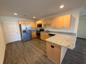 4032 Eugene Dr in Lincolnton, NC - Building Photo - Building Photo