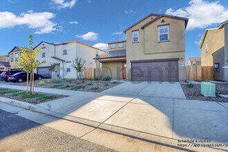 4782 Sami Jo Dr in Merced, CA - Building Photo - Building Photo