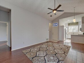 3019 Rochelle Dr in Austin, TX - Building Photo - Building Photo