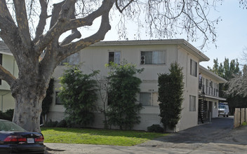 2618 Central Ave in Alameda, CA - Building Photo - Building Photo