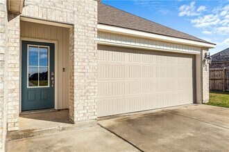 3749 Barn Owl Dr in Lake Charles, LA - Building Photo - Building Photo