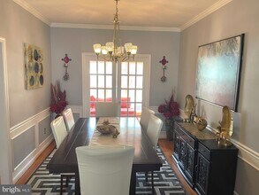 47402 Darkhollow Falls Ter in Sterling, VA - Foto de edificio - Building Photo