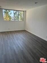 100 S Doheny Dr in Los Angeles, CA - Building Photo - Building Photo