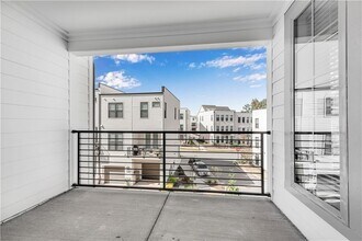 501 Burton Dr in Alpharetta, GA - Building Photo - Building Photo