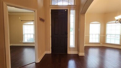 2939 Pino in Grand Prairie, TX - Building Photo - Building Photo