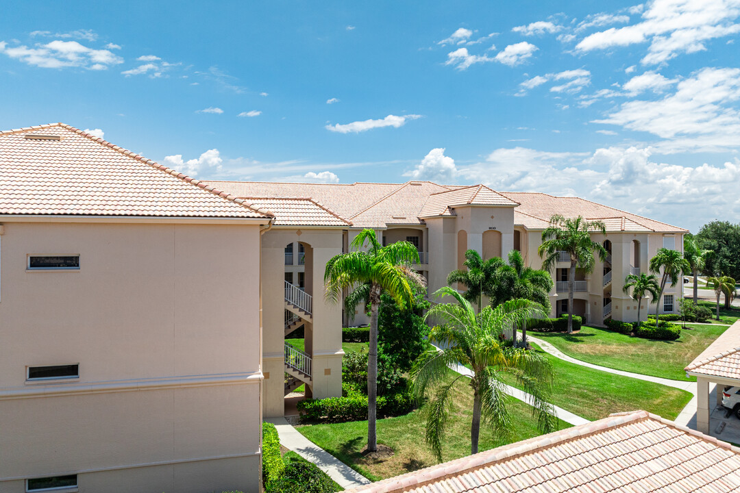 Southmont Cove at Lexington Condominiums in Ft. Myers, FL - Building Photo