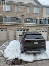 5100 Plantation Pl in Mississauga, ON - Building Photo - Building Photo