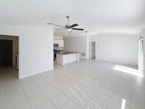 4227 Bridle Booster Wy in Lakeland, FL - Building Photo - Building Photo