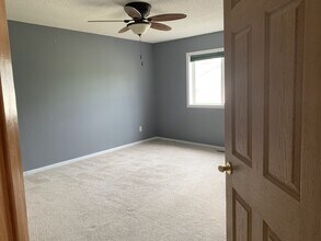 1018 108th Ln NW in Minneapolis, MN - Building Photo - Building Photo