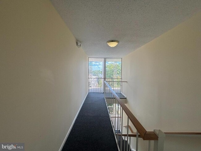 property at 3115 Patrick Henry Dr