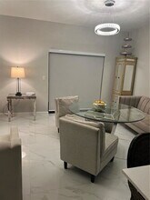 221 SW 159th Way in Pembroke Pines, FL - Building Photo - Building Photo