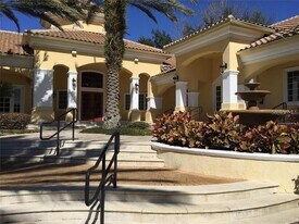 1100 Lake Shadow Cir in Maitland, FL - Building Photo