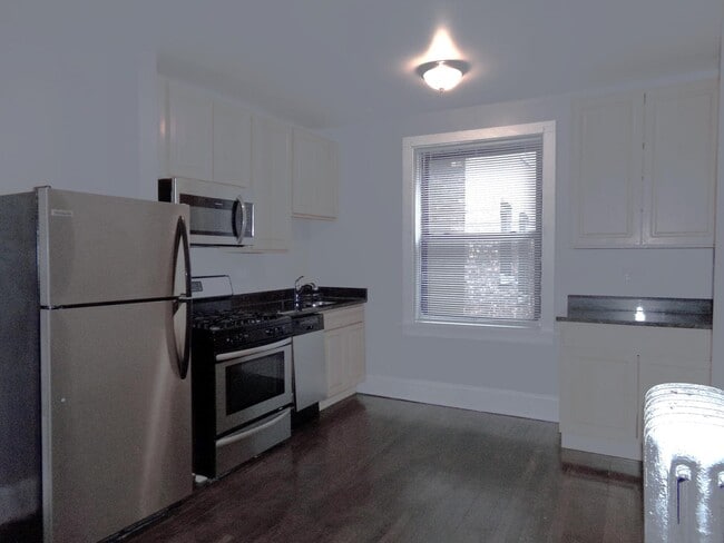 property at 3604 W Sunnyside Ave