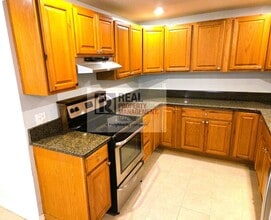 819 Oakcrest Dr SE in Lacey, WA - Building Photo - Building Photo