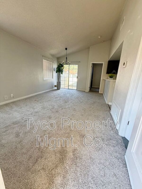 772 Eastshore Terrace in Chula Vista, CA - Building Photo - Building Photo