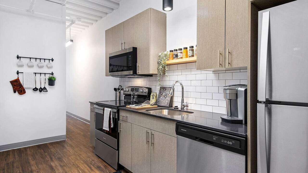 Wrigleyville Lofts in Chicago, IL - Foto de edificio