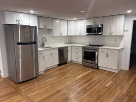 510 E Broadway, Unit 6 in Boston, MA - Building Photo