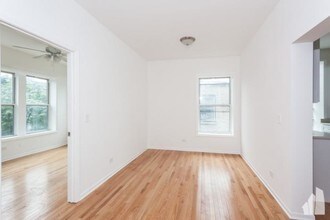 1050 W Catalpa Ave in Chicago, IL - Building Photo - Building Photo