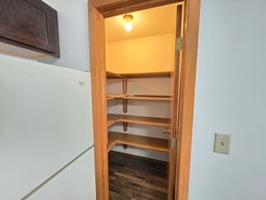 Pebble Creek Apartments - 5405 in Sioux Falls, SD - Foto de edificio - Interior Photo