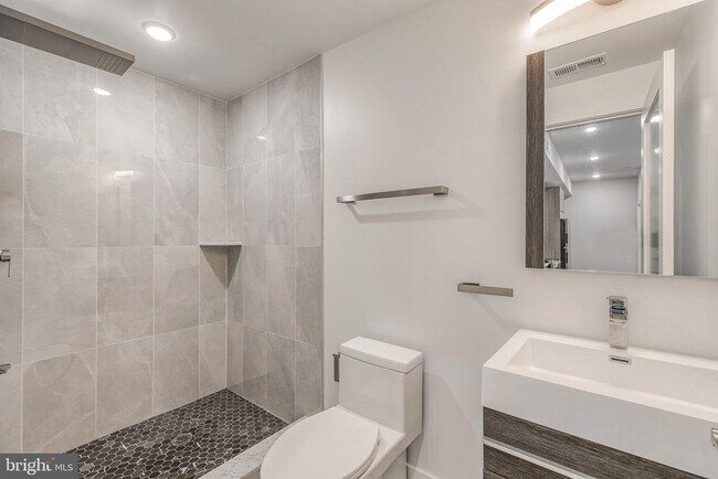 1518 N 8th St in Philadelphia, PA - Building Photo - Building Photo