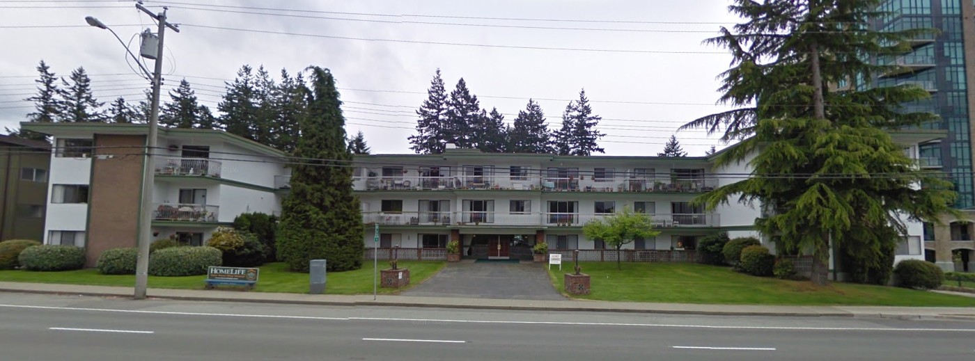 Sundial Apartments in White Rock, BC - Building Photo