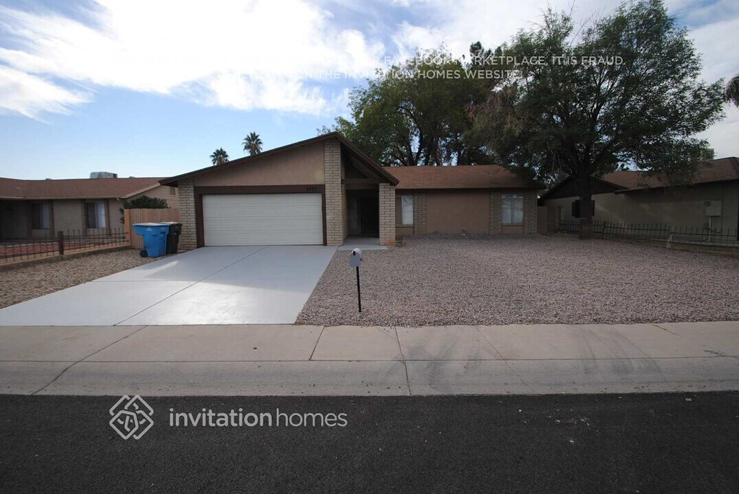 4205 N 101st Ave in Phoenix, AZ - Building Photo