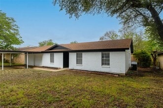8144 Tumbleweed Trail in Fort Worth, TX - Building Photo - Building Photo