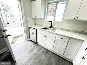2239 S Colorado St in Philadelphia, PA - Building Photo - Building Photo