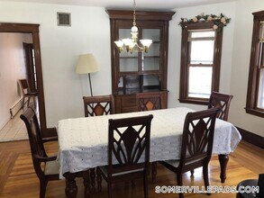 449 Broadway, Unit 2 in Somerville, MA - Building Photo - Building Photo